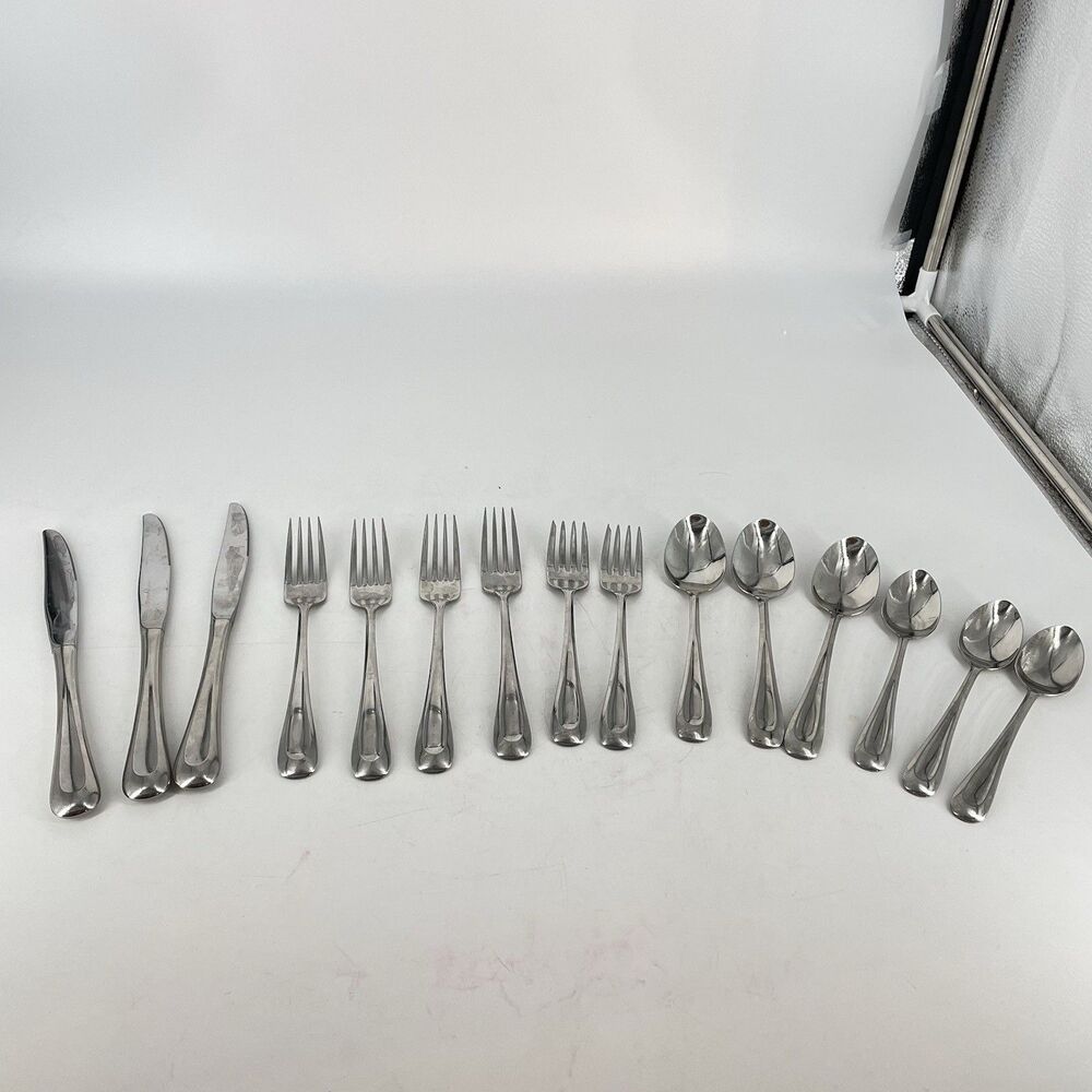 Oneida USA Stainless Flatware Mixed Set 15 Pc Forks Spoons Knives